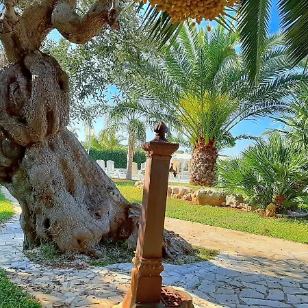 Gasthuis All'ombra Del Carrubo 4*